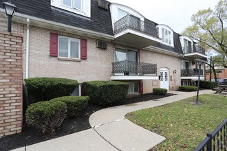 Olde Towne Village Apartments in Buffalo, NY - Foto de edificio - Building Photo