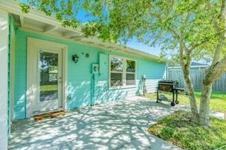 117 Tarpon Ave in Galveston, TX - Building Photo - Building Photo