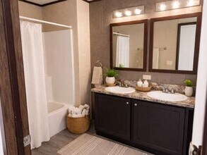 6 Bel-Aire Dr in Madison, WI - Building Photo - Building Photo