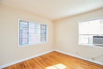 1082 Briarcliff Rd NE in Atlanta, GA - Building Photo - Building Photo