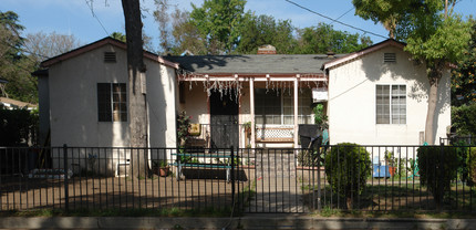 965 N Summit Ave in Pasadena, CA - Building Photo - Building Photo