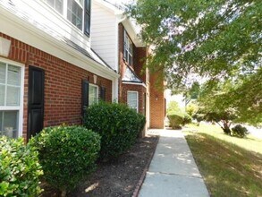 6672 Grand Hickory Dr in Braselton, GA - Building Photo - Building Photo