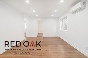 651 W 92nd St in Los Angeles, CA - Building Photo