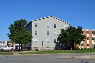 707 S University Apartments