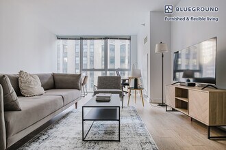 201 N Garland Ct in Chicago, IL - Foto de edificio - Building Photo