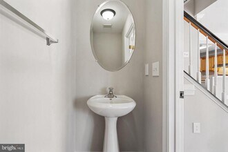 853 Gallows Ct in Culpeper, VA - Building Photo - Building Photo