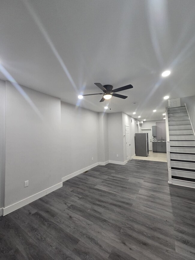 property at 2128 N Corlies St