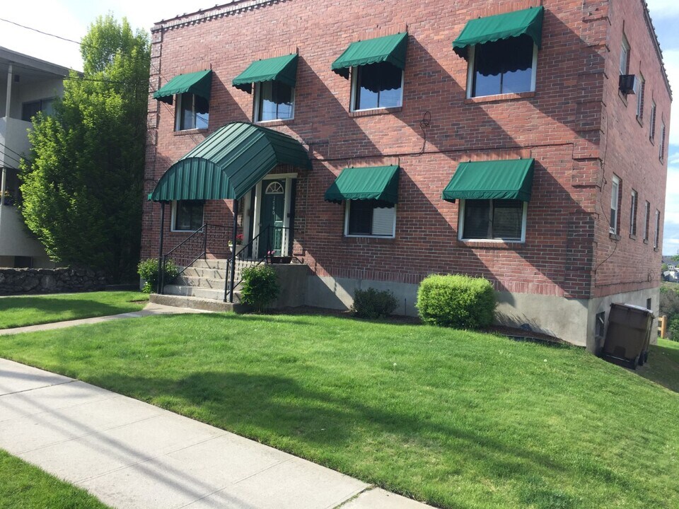1740 W Riverside Ave, Unit 5 in Spokane, WA - Foto de edificio