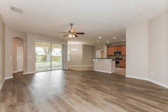 1610 White Dove Ct in Brandon, FL - Building Photo - Building Photo