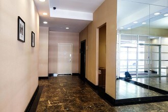 160 W 22nd St in New York, NY - Building Photo - Building Photo