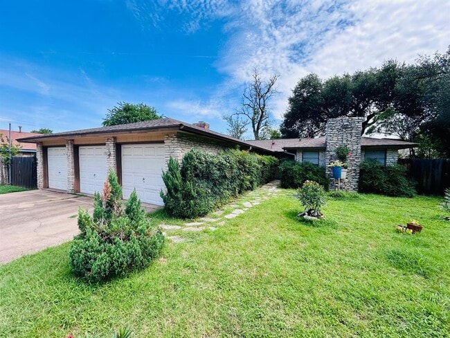 property at 12003 Charing Cross Rd