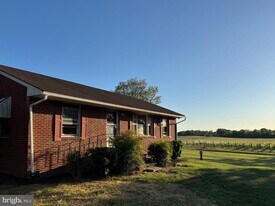 5268 Old Barboursville Rd in Barboursville, VA - Building Photo