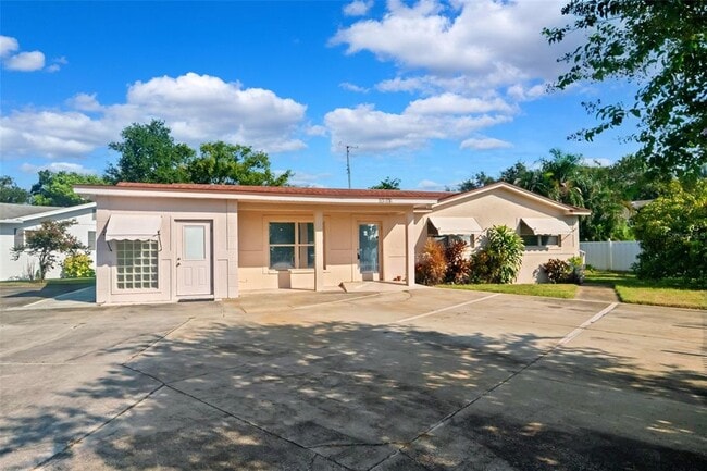10701 Village Green Ave