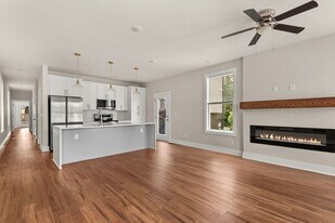 298 Prince Ave in Nashville, TN - Building Photo