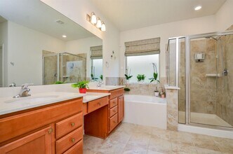 3808 Canterbury Park Dr in Pearland, TX - Foto de edificio - Building Photo