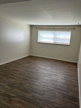 333 N Detroit St-Unit -8 in Kenton, OH - Building Photo - Building Photo