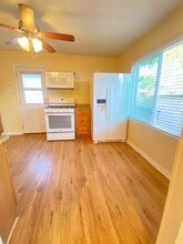 1300 N Sparks St in Burbank, CA - Building Photo - Building Photo