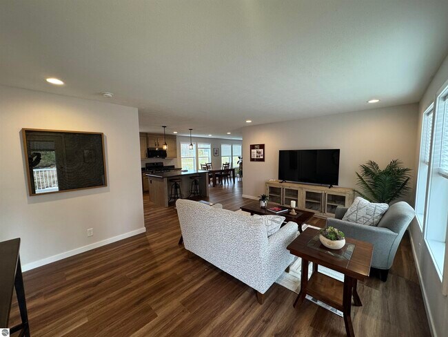 1399 Horizon Dr in Traverse City, MI - Building Photo - Building Photo