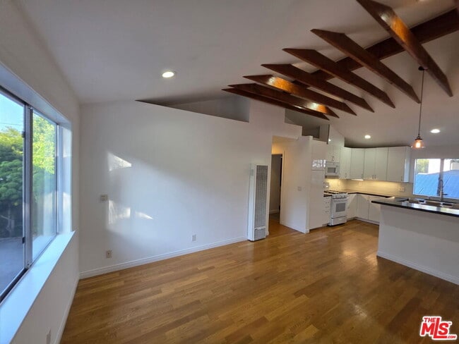 property at 1029 Pleasant View Ave