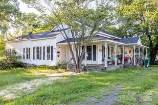 203 Church St in Albemarle, NC - Building Photo