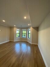 279 Lamartine St, Unit 1 in Boston, MA - Foto de edificio - Building Photo
