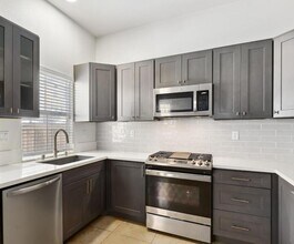 1638 Calle Avila in Chula Vista, CA - Building Photo - Building Photo