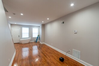 1518 S Taylor St in Philadelphia, PA - Building Photo - Building Photo