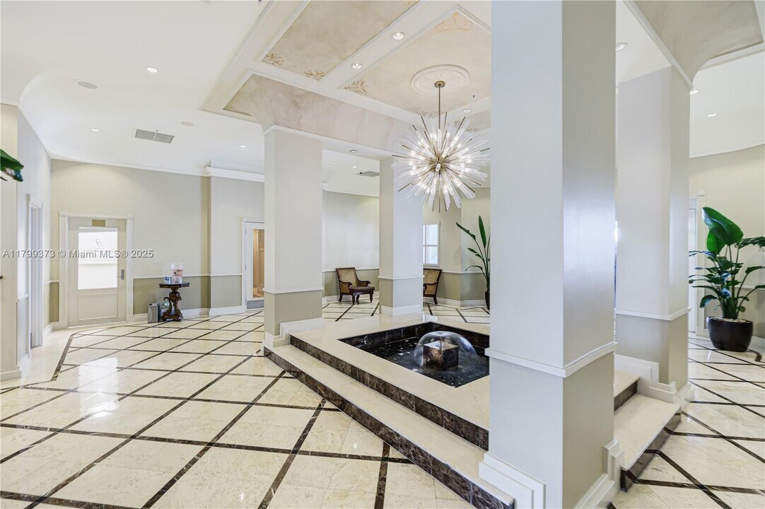 701 Brickell Key Blvd in Miami, FL - Building Photo