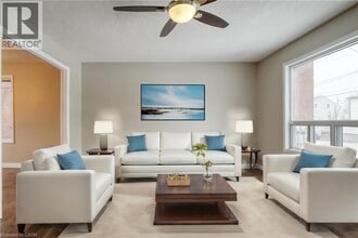 113 Beverly St in Cambridge, ON - Building Photo - Building Photo