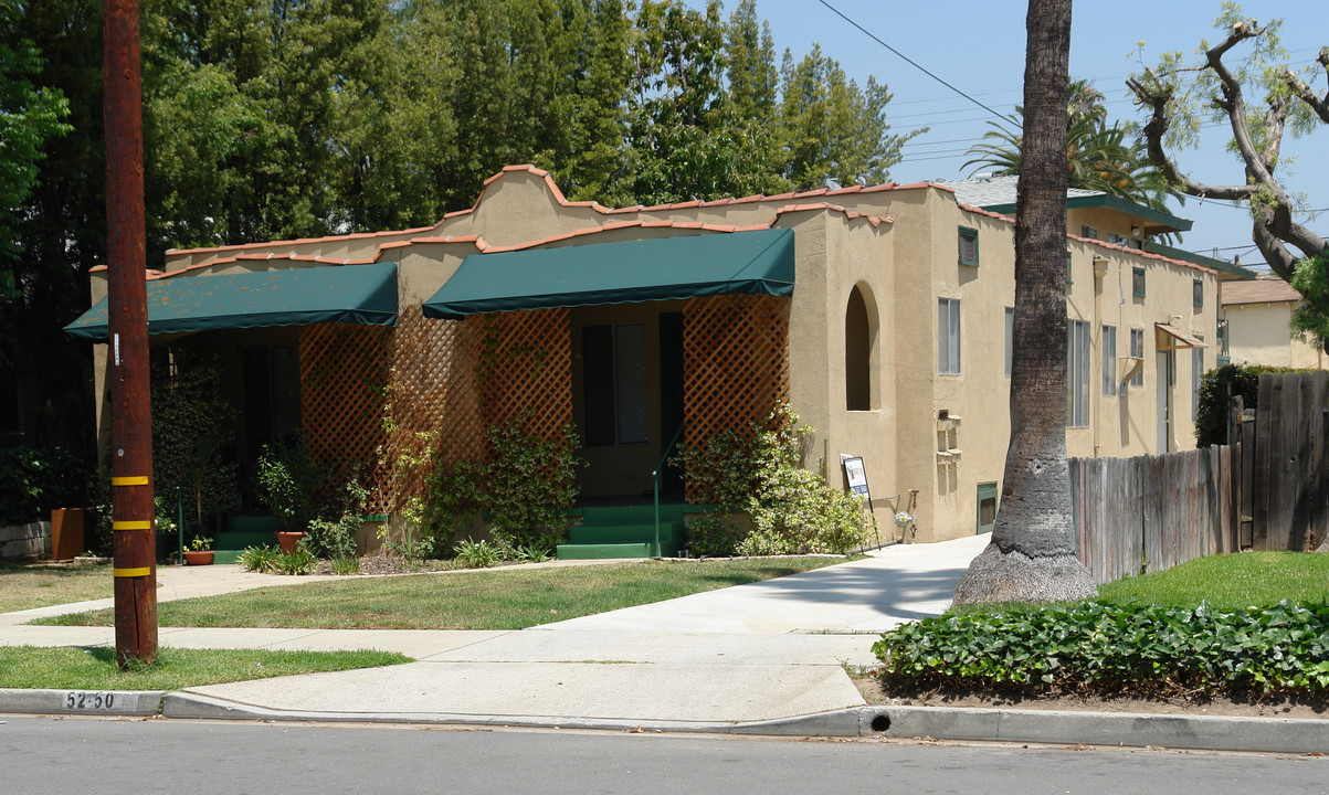 50 N Parkwood Ave in Pasadena, CA - Building Photo