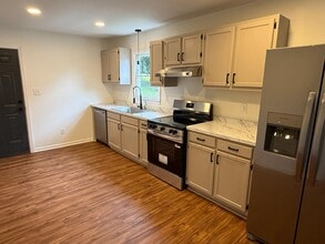 411 Doak St in Thomasville, NC - Building Photo - Building Photo