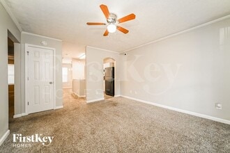 972 Windwood Ct in Atlanta, GA - Foto de edificio - Building Photo