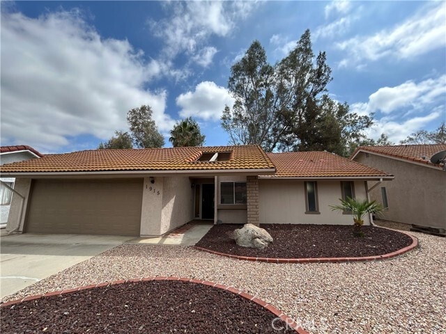 1915 Silver Oak Way