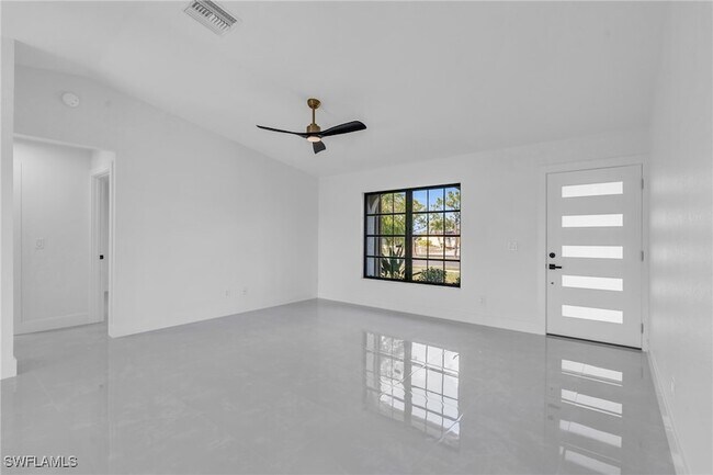 1106 Mohawk Pkwy in Cape Coral, FL - Building Photo - Building Photo