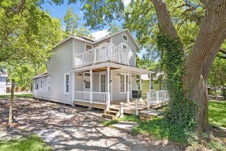 318 6th St N in Texas City, TX - Foto de edificio - Building Photo