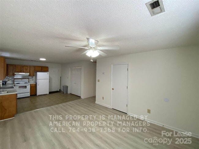 401 Needle Ct in Kannapolis, NC - Building Photo - Building Photo