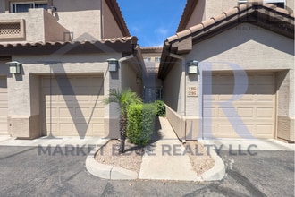 6535 E Superstition Springs Blvd in Mesa, AZ - Foto de edificio - Building Photo