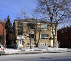 85-87 Keele St in Toronto, ON - Building Photo