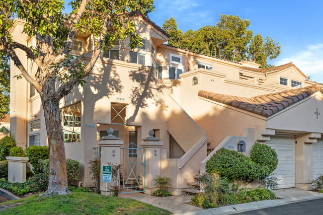 16041 Circa de Lindo in Rancho Santa Fe, CA - Foto de edificio - Building Photo