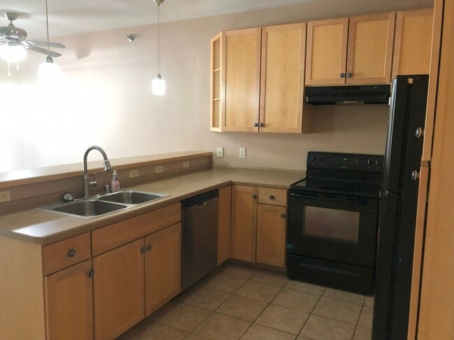 201 E Lane St, Unit 206 in Sun Prairie, WI - Building Photo - Building Photo