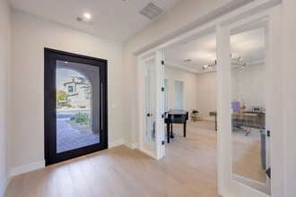 6127 S Rainbow Blvd in Las Vegas, NV - Building Photo - Building Photo