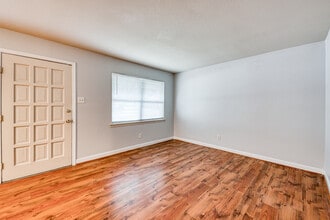 601 Mimi Ln in Little Rock, AR - Building Photo - Building Photo