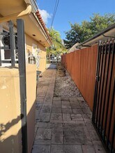 2015 Arch Creek Dr in North Miami, FL - Building Photo - Building Photo