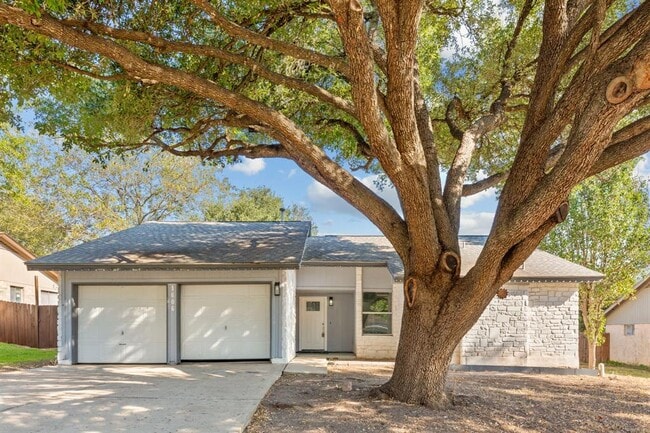 property at 1606 Old Tract Rd