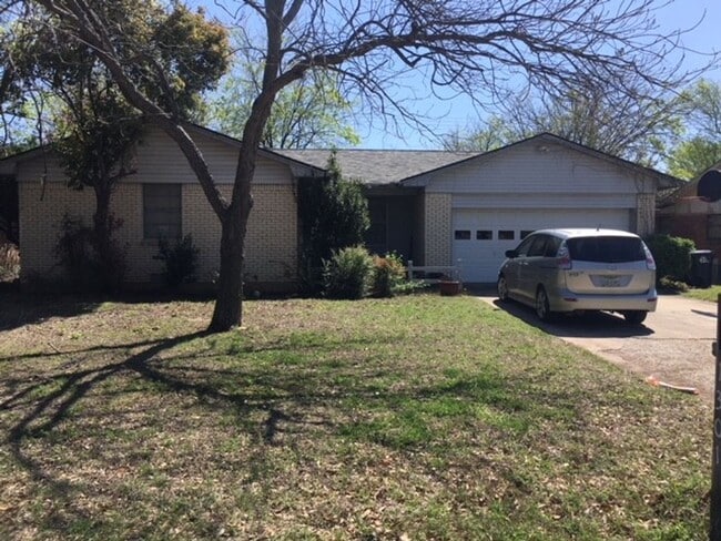 property at 1301 Amherst Dr