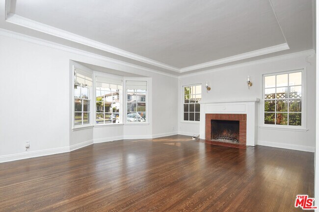 property at 1926 Greenfield Ave