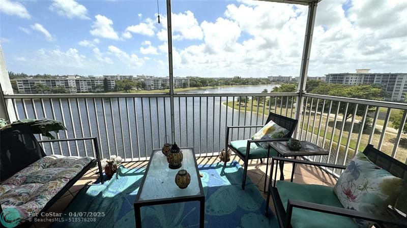 2900 N Course Dr in Pompano Beach, FL - Building Photo