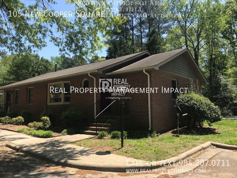 105 New Cooper Square in Chapel Hill, NC - Building Photo