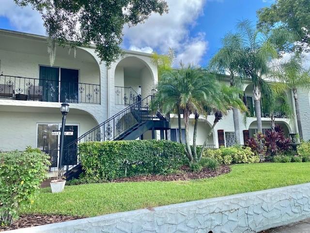 property at 145 E 6th Ave