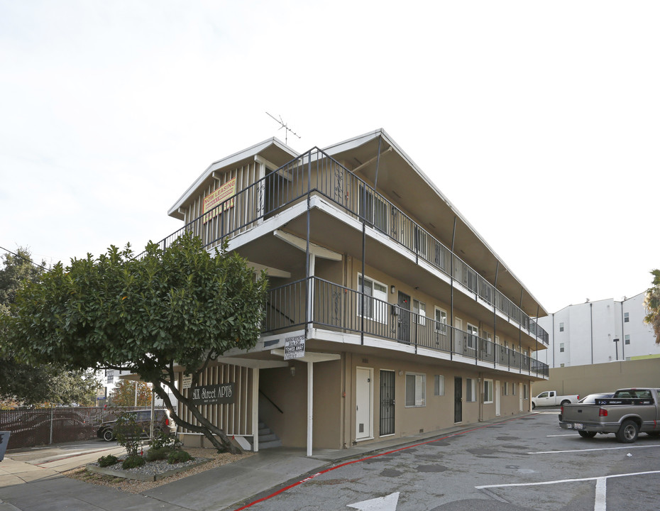 Sixth St. Apartments in San Jose, CA - Foto de edificio